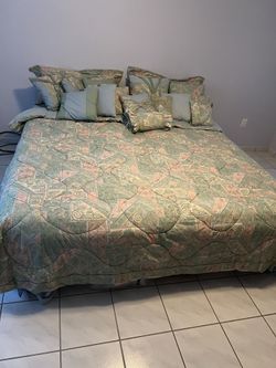 King Bedding Set With Pillows