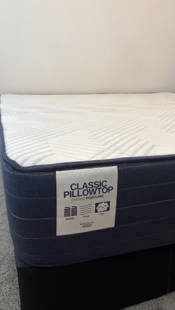 King Size Pillow Top Mattress – Great Condition