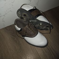 Men's 9.5 Golf Shoes.