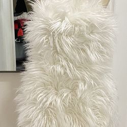 Costume / Halloween Costumes/ Furry White Strapless Dress