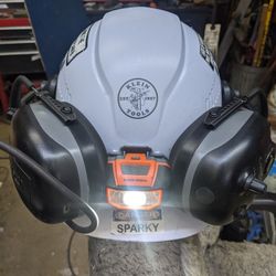 New BLUETOOTH ,Ventilated, KLIEN Hard Hat