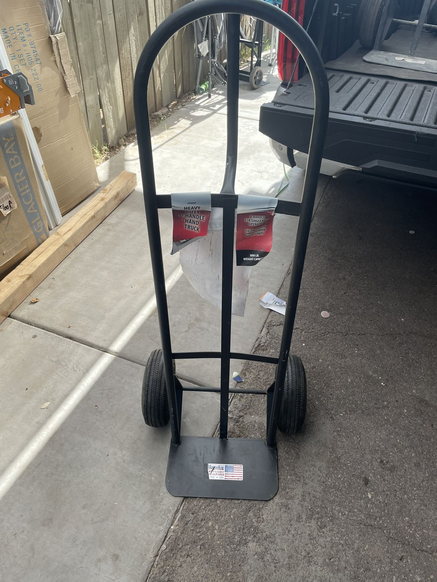 Milwaukee 800 lb. Capacity D-Handle Hand Truck Dolly
