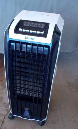 Portable evaporative air cooler