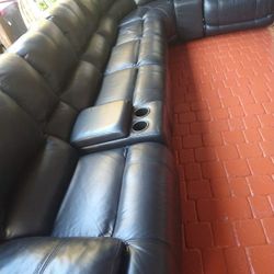 SECTIONAL GENUINE LEATHER RECLINER ELECTRIC ⚡ BLACK COLOR... DELIVERY SERVICE AVAILABLE 💥🚚💥