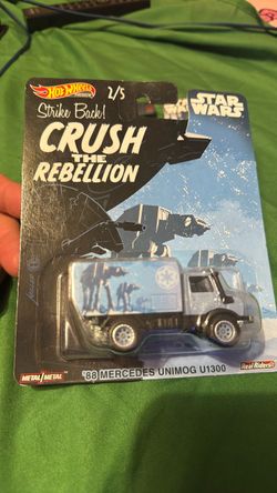 Hot Wheels Premium Star Wars '88 Mercedes Unimog U1300