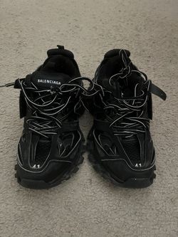 balenciaga track size 41 used no box no sole. “TRADES”