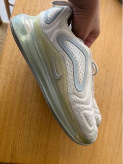 NIKE AIR MAX 720