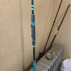7.6 feet toadfish rod for Sale in Brooklyn, NY - OfferUp