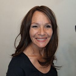 $30.Beautiful Synthetic Wig Dark Brown