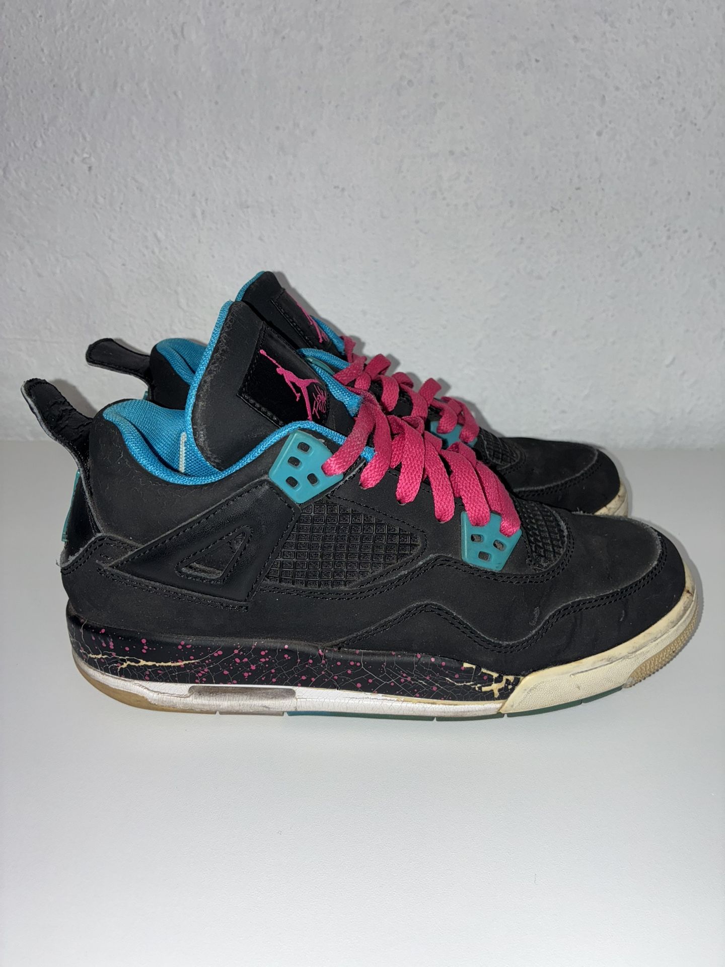 Vintage Air Jordan 4 Retro Black Vivid Pink 2012 487724-019 Youth 6 / Womens 7.5 Shoes