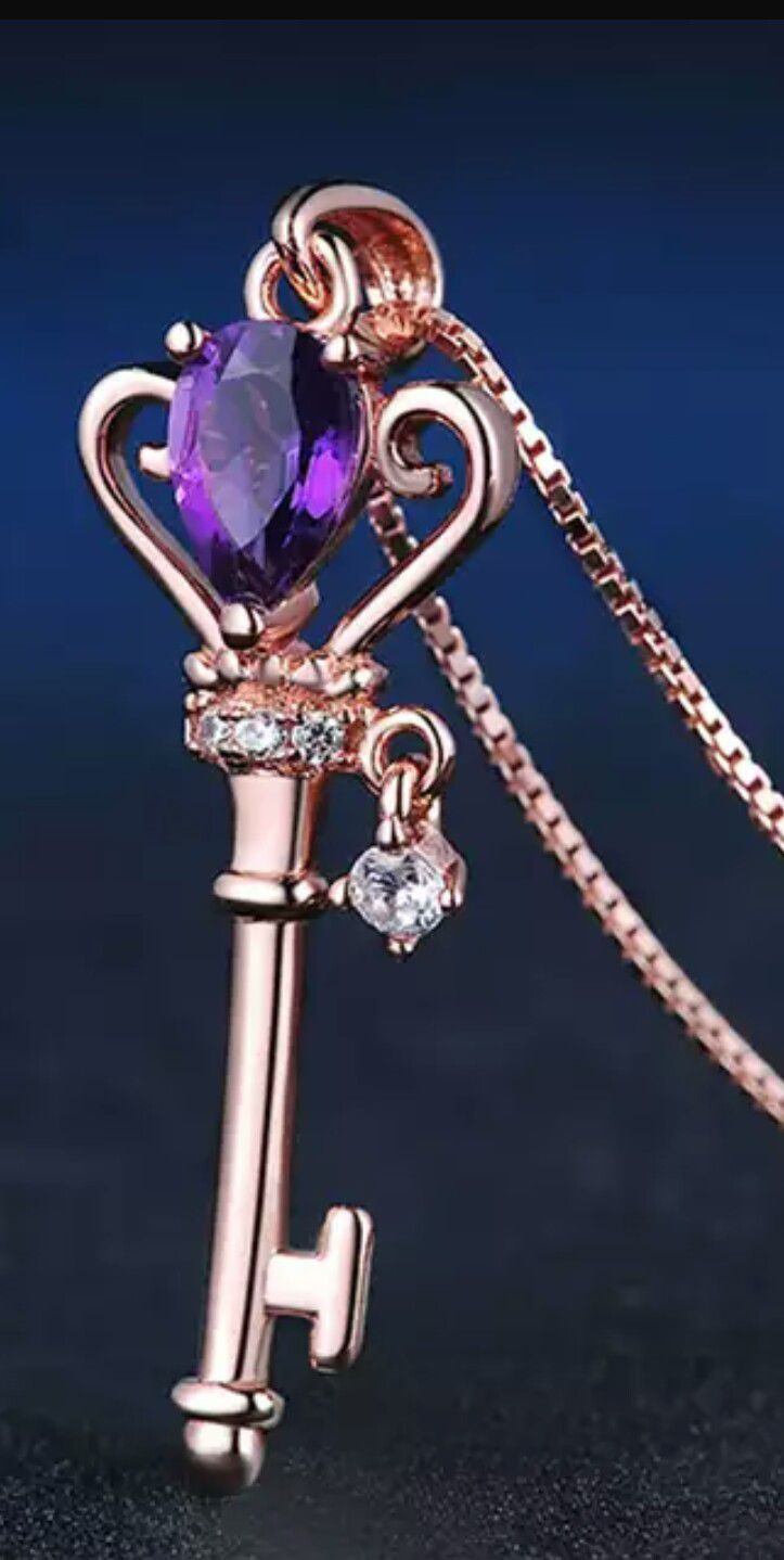 Crown Key Pendant 925 Sterling Silver 0.4ct Amethyst Necklace