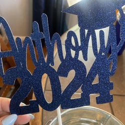 5 personalized 2024 Graduation Centerpieces