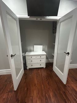 Ethan Allen dressers and 2 other pieces - Make a god offer