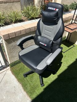 Gaming chair
