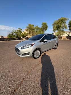 2014 Ford Fiesta (Manual)