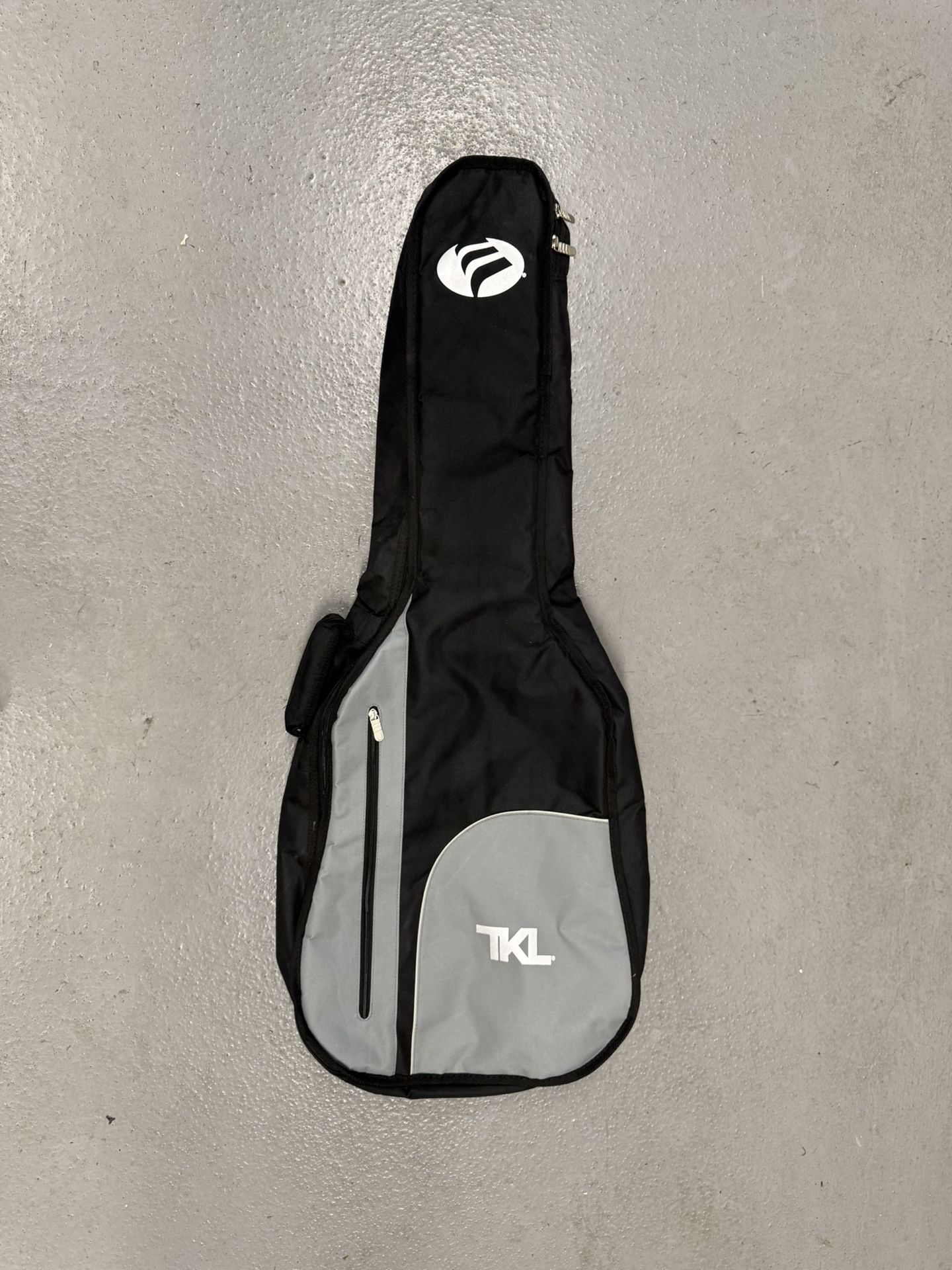 TKL 4605 Black Belt Traditional Acoustic Guitar Bag Soft Case 43x17x6 (Good condition) PICK UP IN CORNELIUS