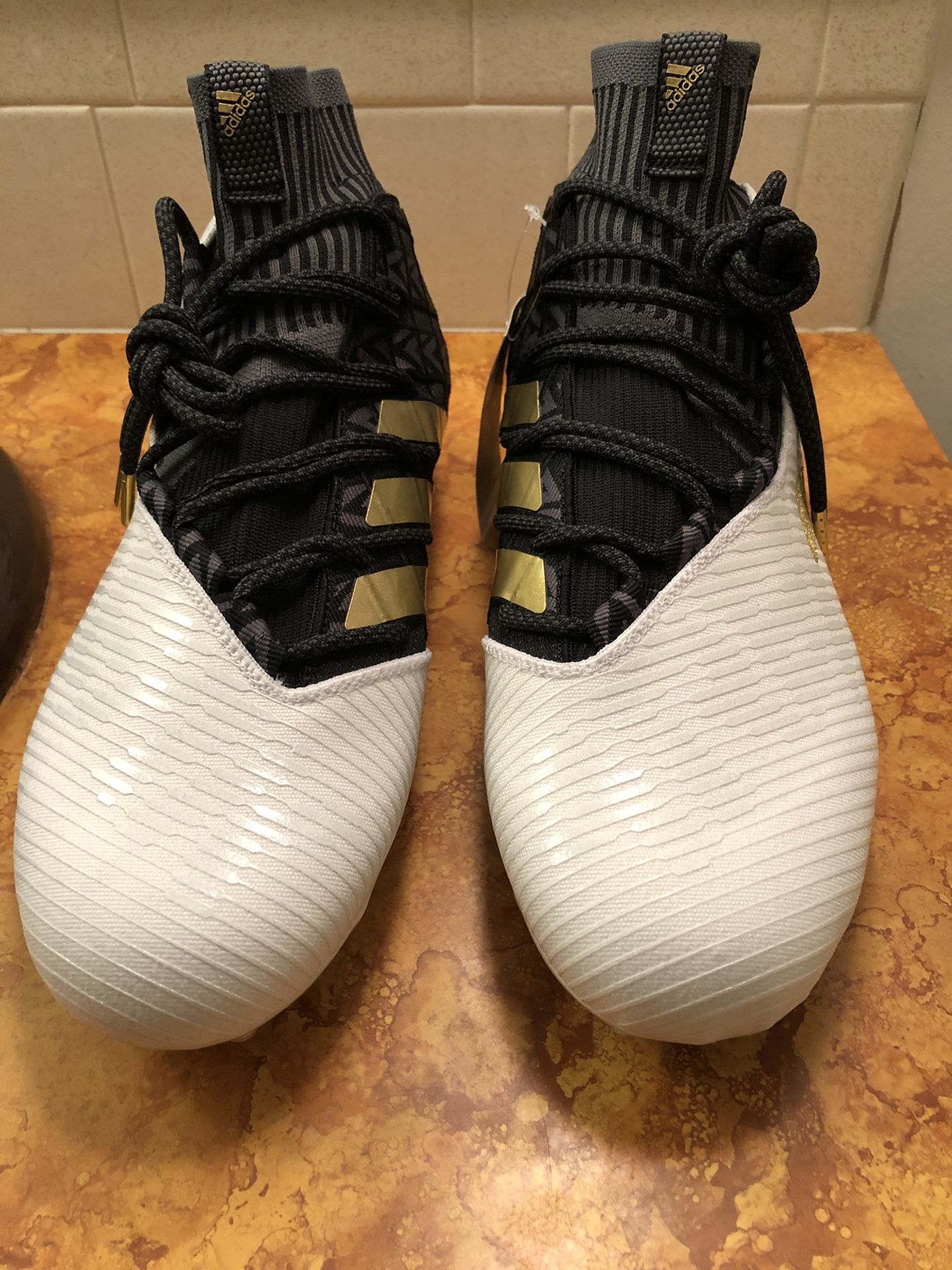 Adidas FREAK ULTRA Cleats Football White Black Gold (F97378) Men’s Size 11.5