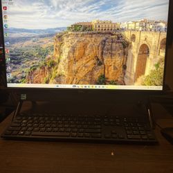 Dell Inspiron 5400 AIO