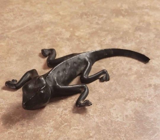 Antique Sherwin Williams Cast Iron Mascot