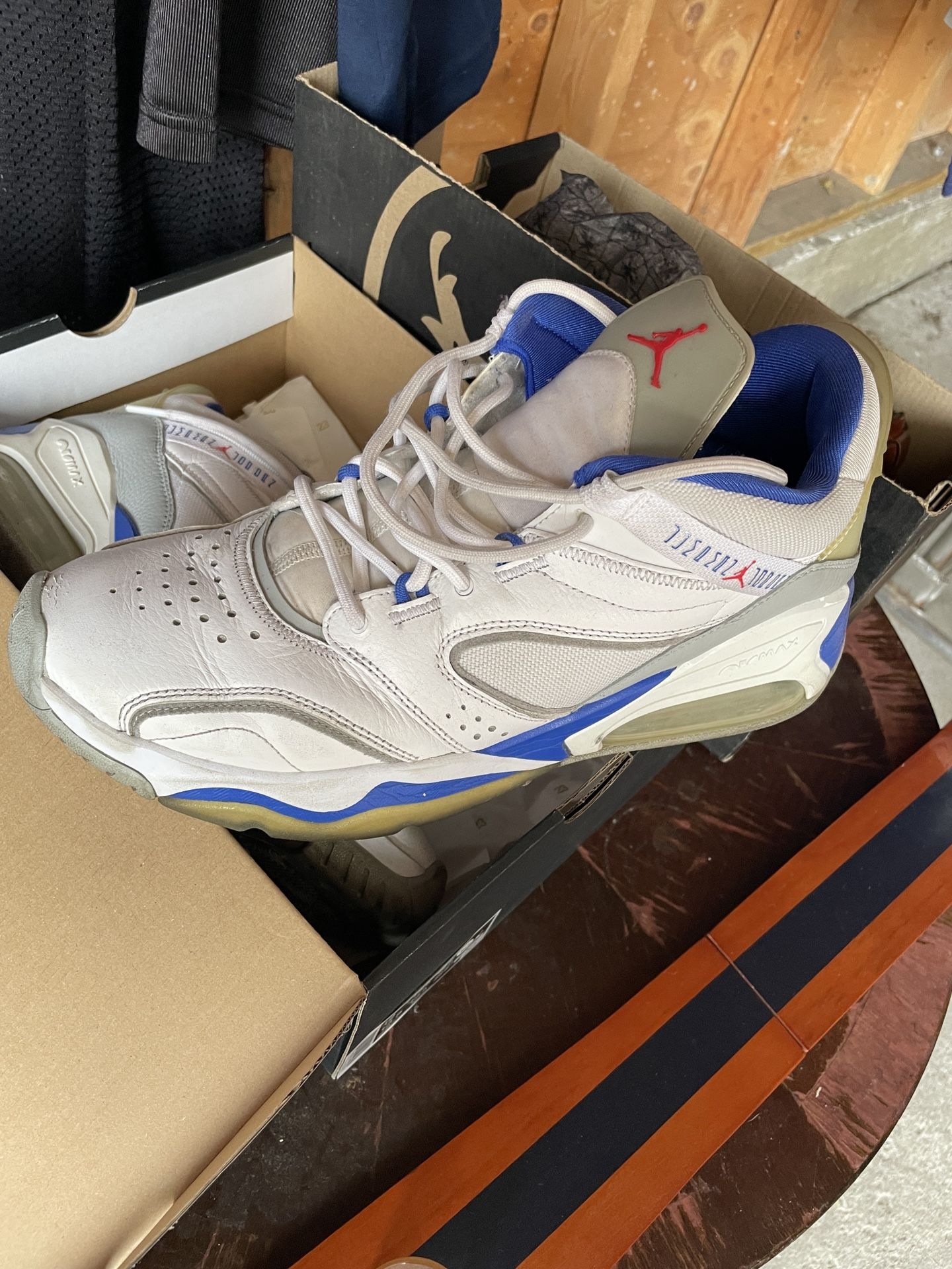 Air Jordan,  Puma, Nike, Daoquan Cleats Shoes 