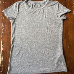 Under Armour Compression Shirt Womens Medium Gray Short Sleeve Heat Gear