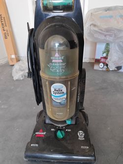 Powerful Bissell CleanView Helix Upright Vacuum