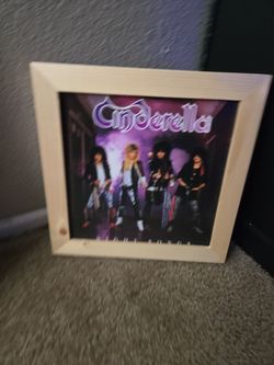Wooden Vinyl Record fram/display