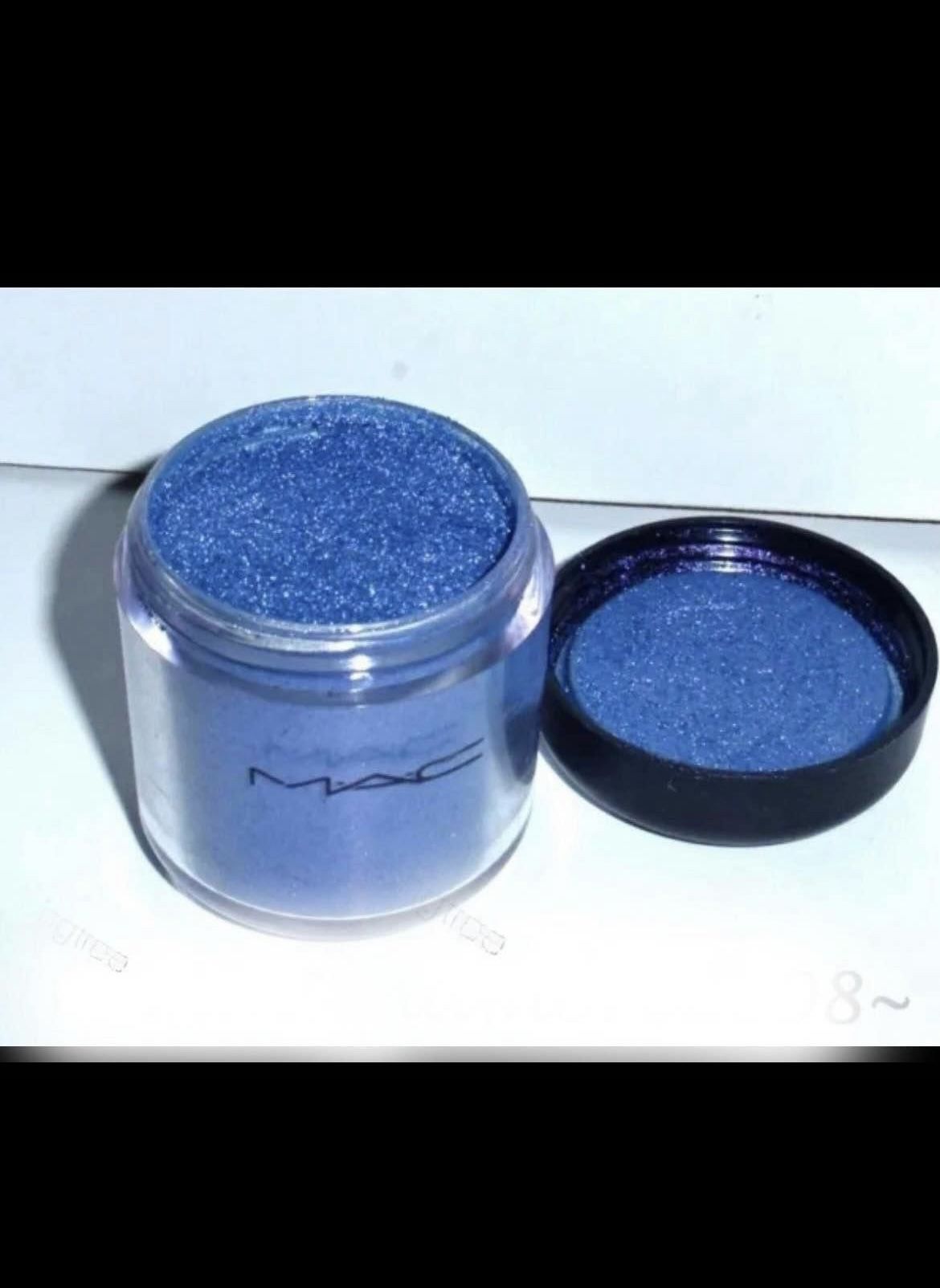 MAC eyeshadow Pigment (blue)