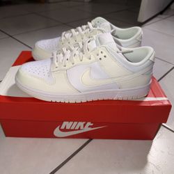 Nike Dunk Low White Sail Coconut Milk
