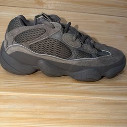 Adidas Yeezy 500 “ Granite “