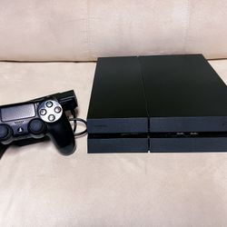 Play Station 4 