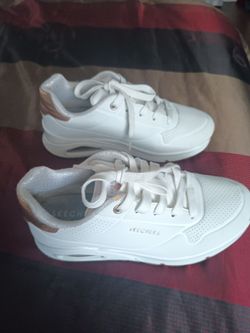 Skechers shoes for girls size 1