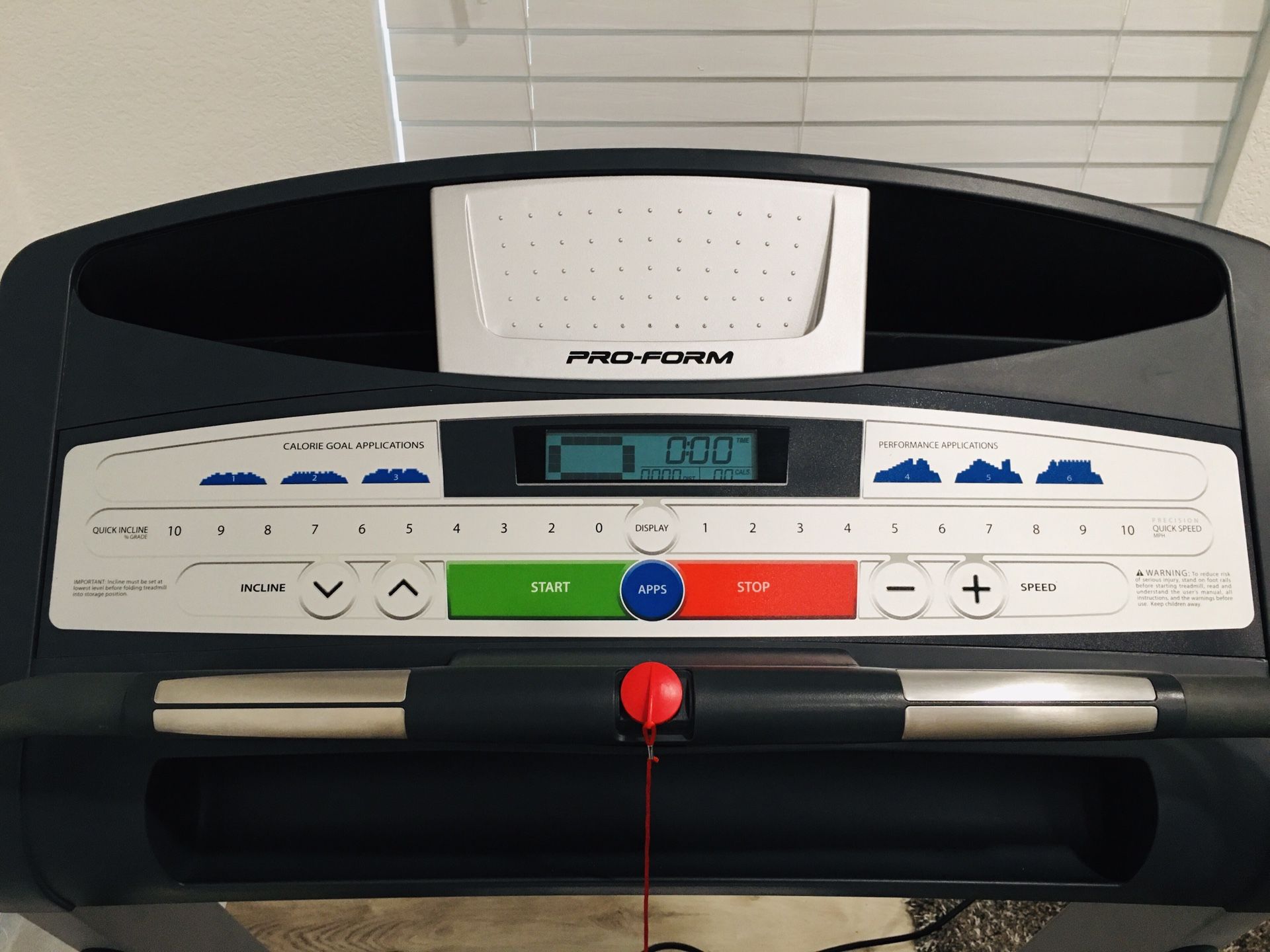 Need this for your home gym? Proform Pro Form ProForm ZT3 Tread Mill