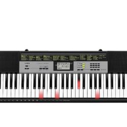 Casio LK-135 Light Up Key Portable Keyboard Black