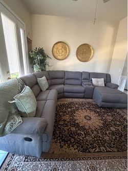 Reclining couches
