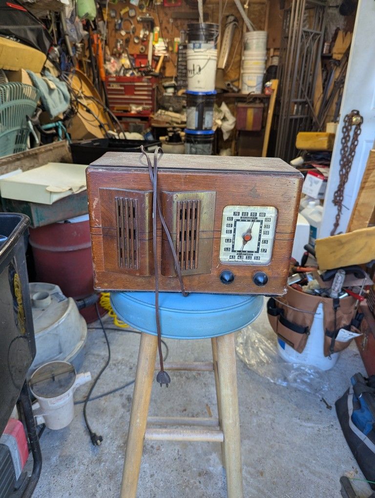 Old Tube Radios