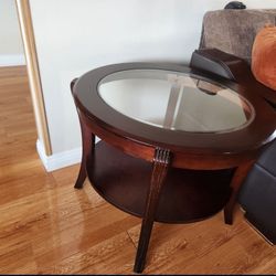 Coffee Table And Side Table 