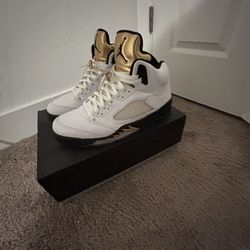 Jordan 5’s Gold Tongue Size 13