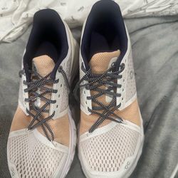 On Running Women’s Sneakers Size 8 – Brand New, Lightweight Athletic Shoes