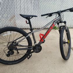 Trek Marlin 4 Bike 