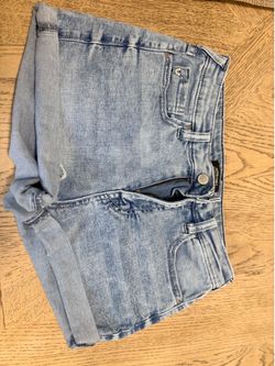 True Religion shorts size 28