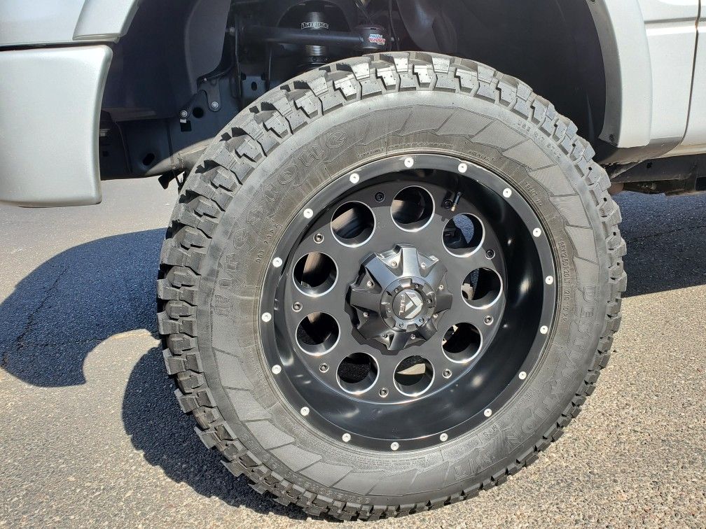 FUEL WHEEL SET 20X10, 35x12.50r20