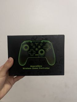 Macro wireless game controller for switch