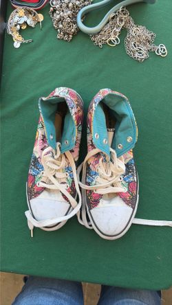 Airwalk high top ladies shoes size 9.5