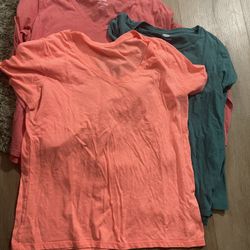 (3) Women’s Relaxes Fit Shirts