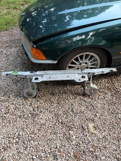 BMW E36 Core Radiator Suppoer