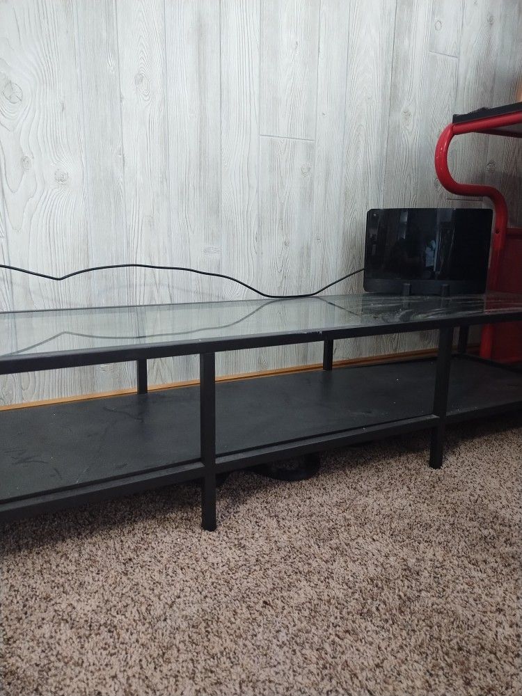 TV STAND 