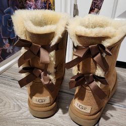 Ugg Australia Womens Bailey Bow Boot Bootie Size 8 Faux Fur  1016225 sheepskins Shoes