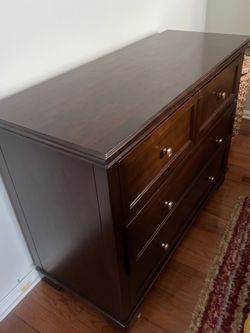 Dark Wood 3-Drawer Dresser