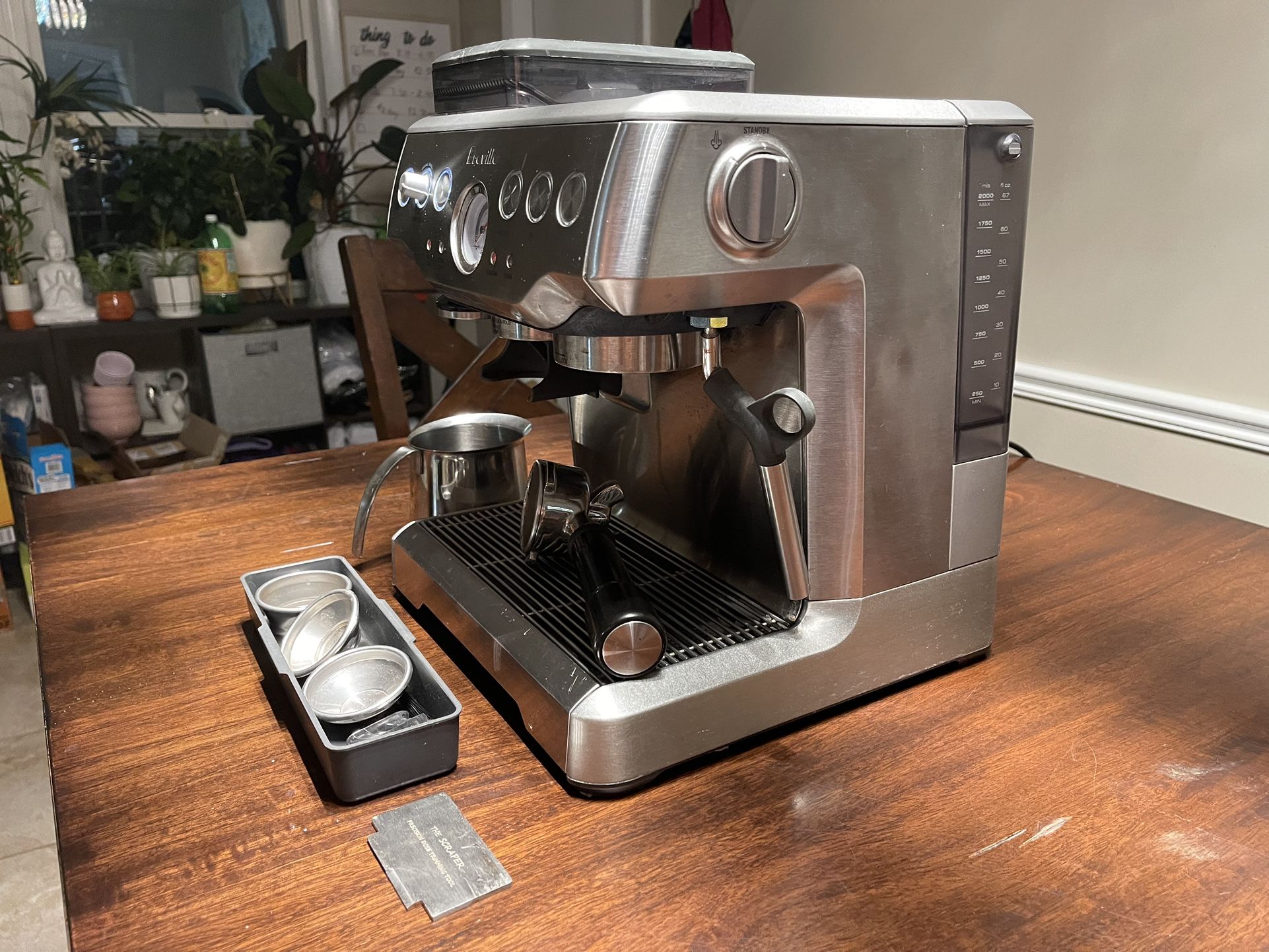 Breville Espresso Machine Bes860 ( like new ) for Sale in East Hartford ...